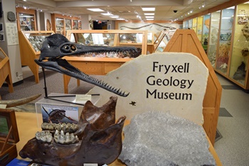 Fryxell Geology Museum. Augustana College, Rock Island, IL.